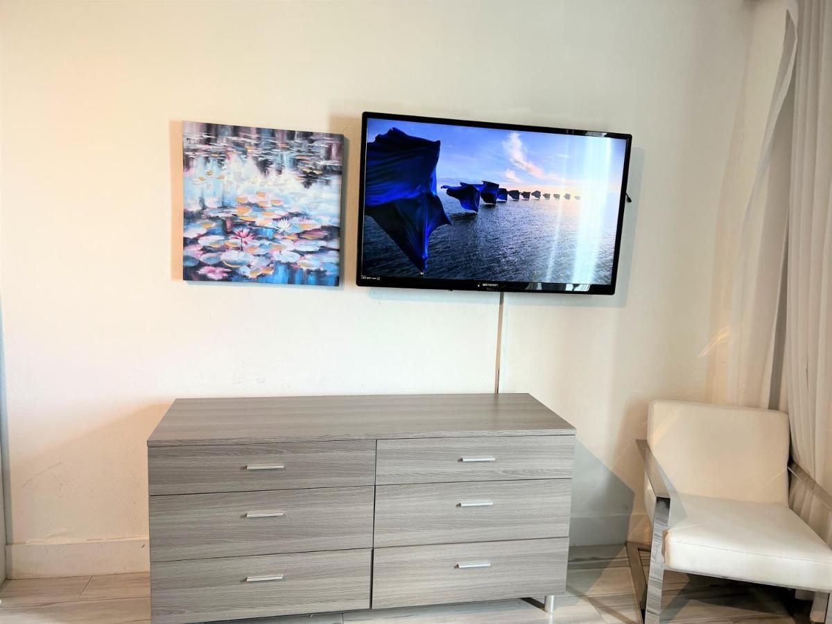 Ocean Front Units At Miami Beach Bagian luar foto