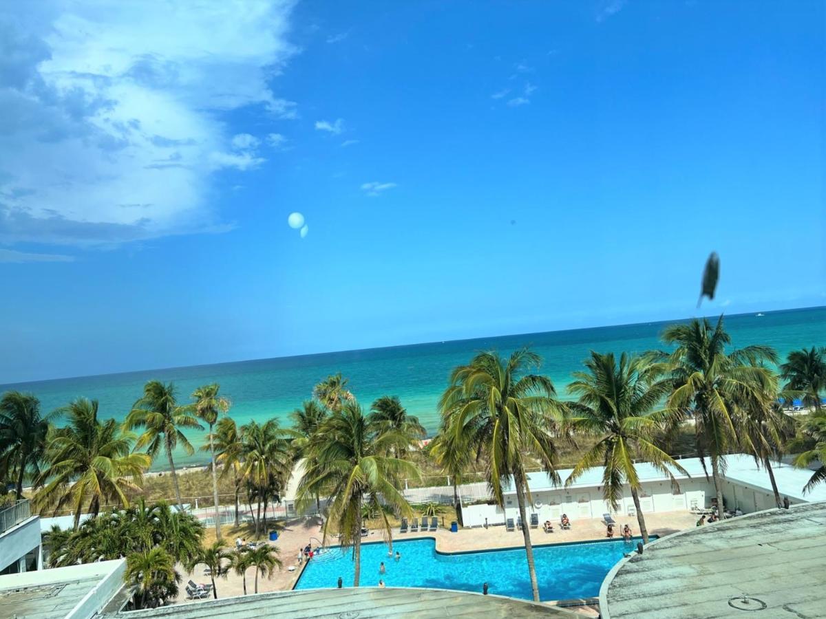 Ocean Front Units At Miami Beach Bagian luar foto