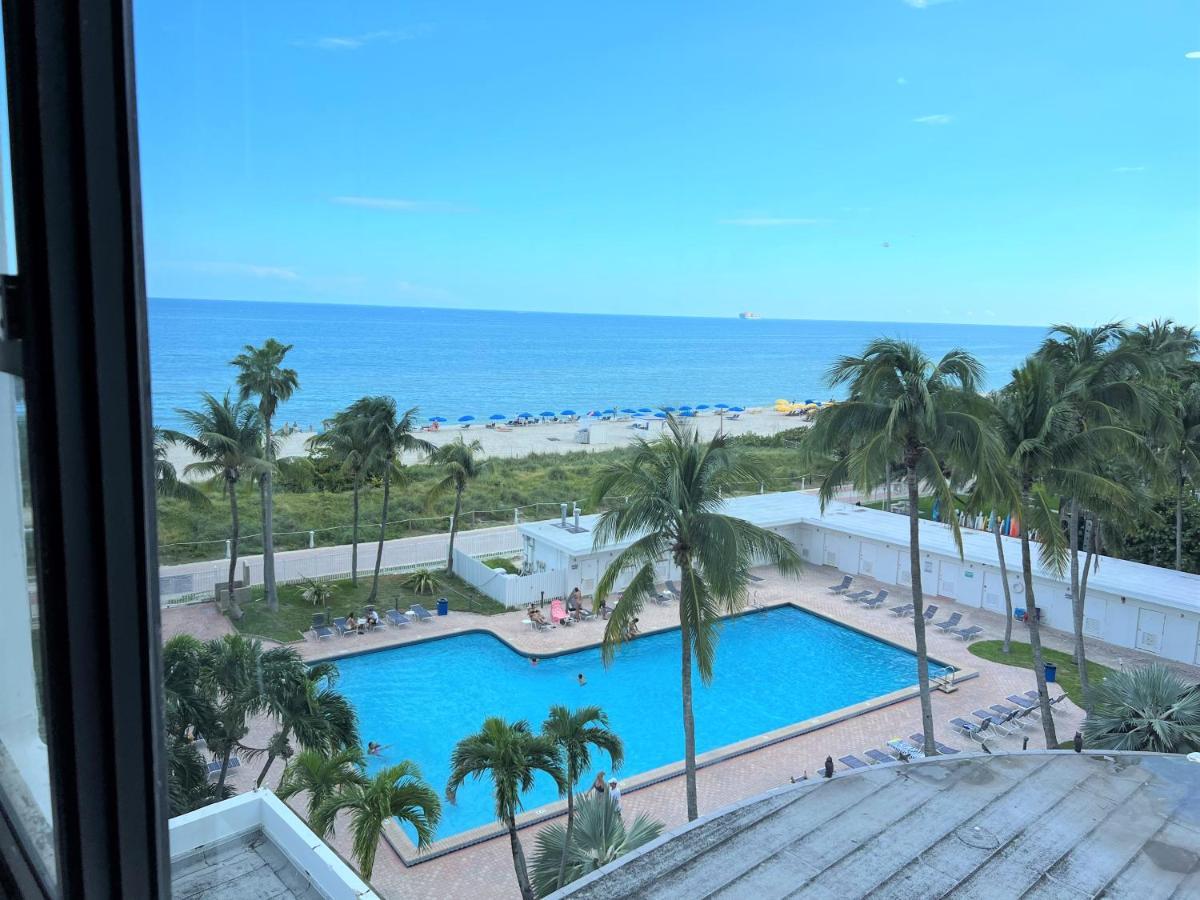 Ocean Front Units At Miami Beach Bagian luar foto